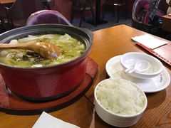 -周鱼小馆石锅酸菜鱼(活力汇店)