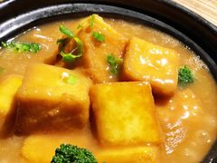 自制鲍汁豆腐煲-李记潮汕砂锅粥(营福路店)