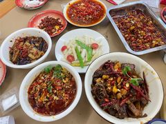 -老三样·美食研究中心(世贸路店)