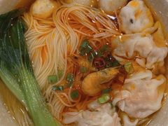 馄饨竹升面-全渔村小海鲜