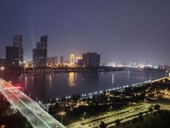 -于家堡洲际酒店·堡子里酒廊