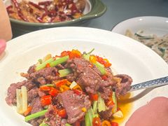 -费大厨辣椒炒肉(高铁吾悦广场店)
