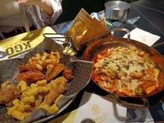 芝士拉面炒年糕-博欧姆新派韩国料理·炸鸡(艾尚店)