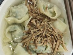 荠菜肉馄饨-毛华美食(清扬路店)