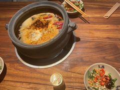 -郑记·古法黑砂锅串串(龙泉店)