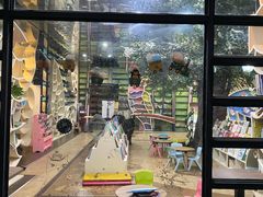 -钟书阁(松江泰晤士小镇店)