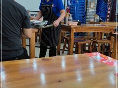 大堂-老白家纸包鱼·烧烤·海鲜(矿山路店)