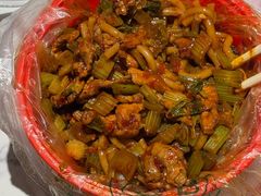-玲玲米粉·新疆现炒米粉(大十字总店)