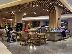 -苏州汇融广场假日酒店