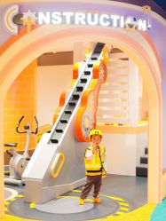 -奈尔宝家庭中心·亲子餐厅(北京东坝万达店)