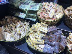 -上海梨膏糖商店(豫园商城店)