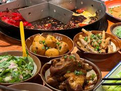 -周小明火锅(黑金冠社区店)