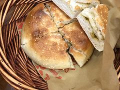 蟹黄烧饼-唐河王记·南阳民间菜(国基路店)