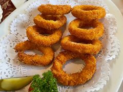 炸洋葱圈-小白桦西餐厅