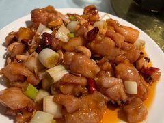 宫保鸡丁-京尊烤鸭店JINGZUN(春秀路店)