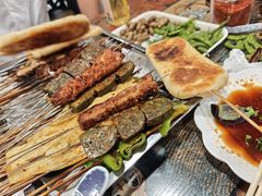 -老谢野馄饨(延安路店)