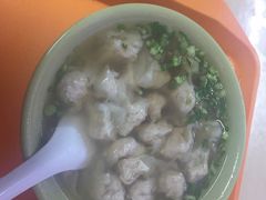-张阿三馄饨店