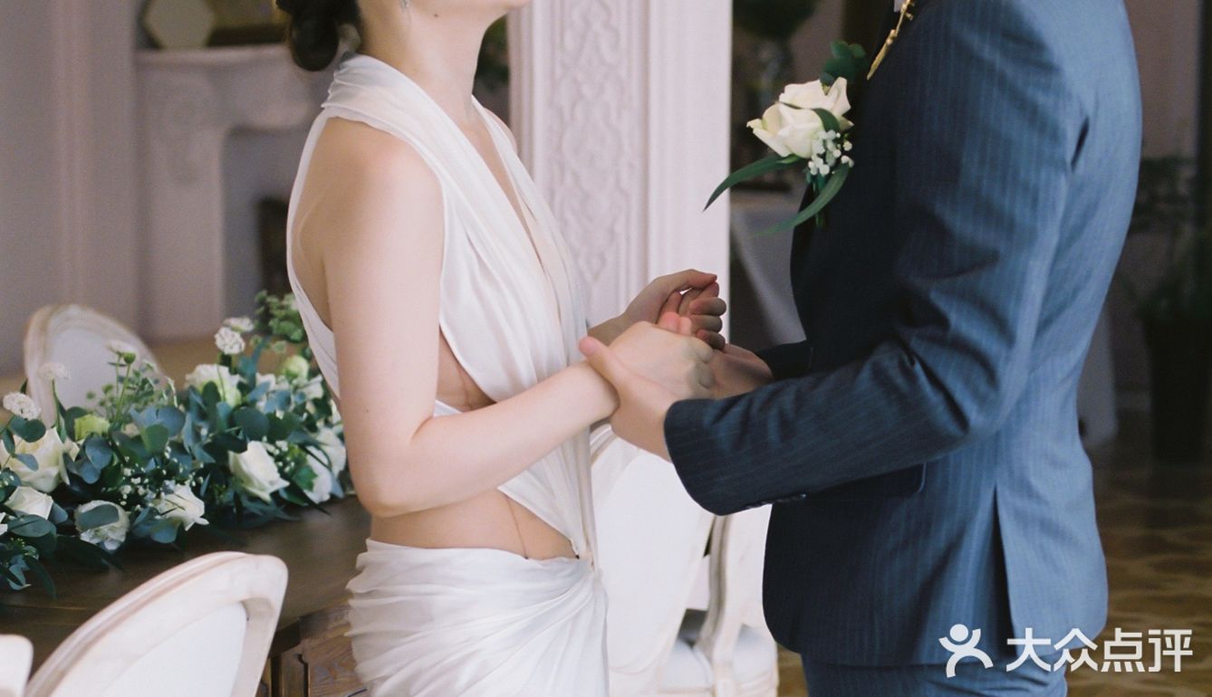 上海小型婚礼|与朋友之间来一场愉快的婚礼派对 