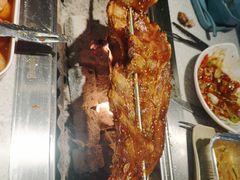 -三毛烤羊腿(乐园路总店)