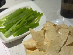 -三江源活鱼现烤(维多利摩尔城店)