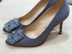 -Manolo Blahnik(置地广场店)