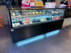 面包甜点陈列柜-华丰贺氏(福新西路店)