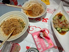 -肥肥虾庄·金牌油焖大虾(杨园滨江时代walk店)