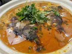 鱼头泡饼-八张桌子(老店)