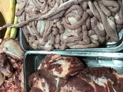 -标记美食新鲜猪杂(兴南大道店)