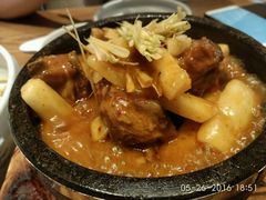 -云海肴·汽锅鸡·云南菜(天山百盛优客店)