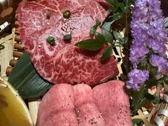 -山川小町·极番烧肉(新地假日广场店)