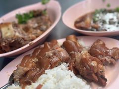 -Kha Mu Charoensang(Silom)