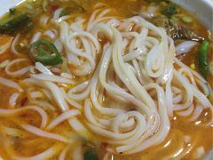 -巍山火巴肉饵丝(大理古城店)