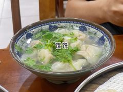 -正宗开封黄家灌汤小笼包子