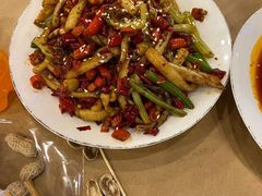 -老三样·旧食新味(绿地店)