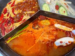 -渝里重庆火锅(航天城店)