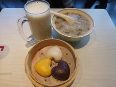 绿豆百合粥-咬不得高祖生煎·简餐(骆家庄店)