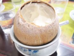 原盅椰子炖奶-民信老铺(华盖路店)