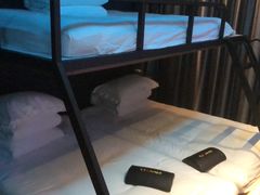 -粤塔H轻奢电竞酒店(海珠广州塔中山大学店)