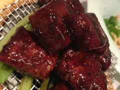 葱爆牛肉粒-东富酒家(龙湖西溪天街店)