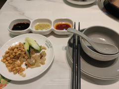 -洪氏嗨捞·广东猪肚鸡·椰子鸡火锅(西咸万象城店)