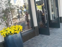 -lululemon(比斯特购物村店)