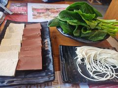 -呷哺呷哺 黄金牧场 (盛世天骄店)