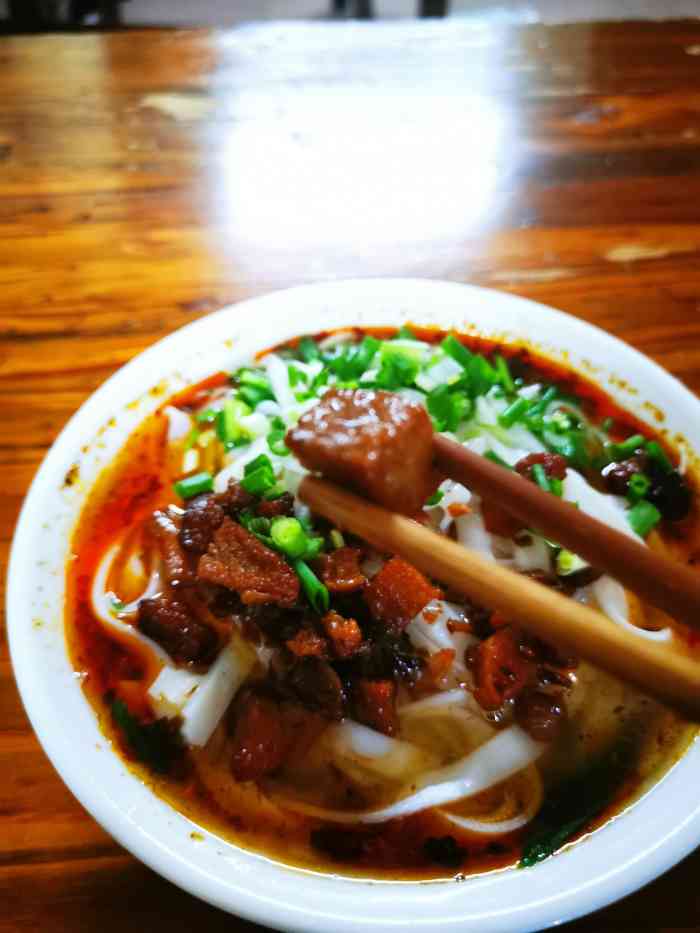 赶水余家米粉-"一个三十老店,味道非常正宗,米份肉绍子都.