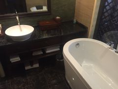 -佛山顺德香云纱园林酒店(清晖园店)