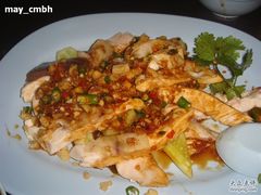 拌好了就是这个样子咯；p-红大哥水门鸡饭(總店)
