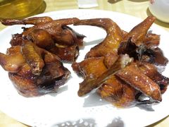 招牌烤乳鸽-石岐佬中山菜馆(张溪店)