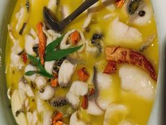 老坛酸菜黑鱼-辣得叫湘菜(四明店)