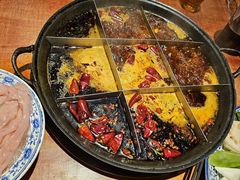 -周小明火锅(黑金冠社区店)