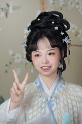 -两间半汉服工作室(平江路店)